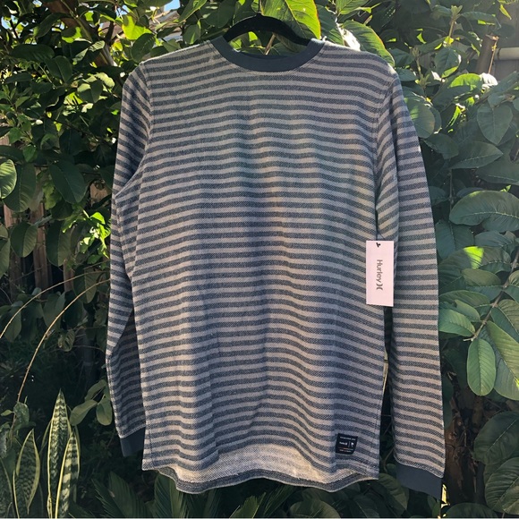 Hurley Striped Long Sleeve Crew Neck - Blue & Gray - Medium NWT - Picture 2 of 16